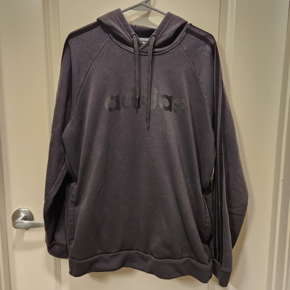Adidas Sweatshirt
